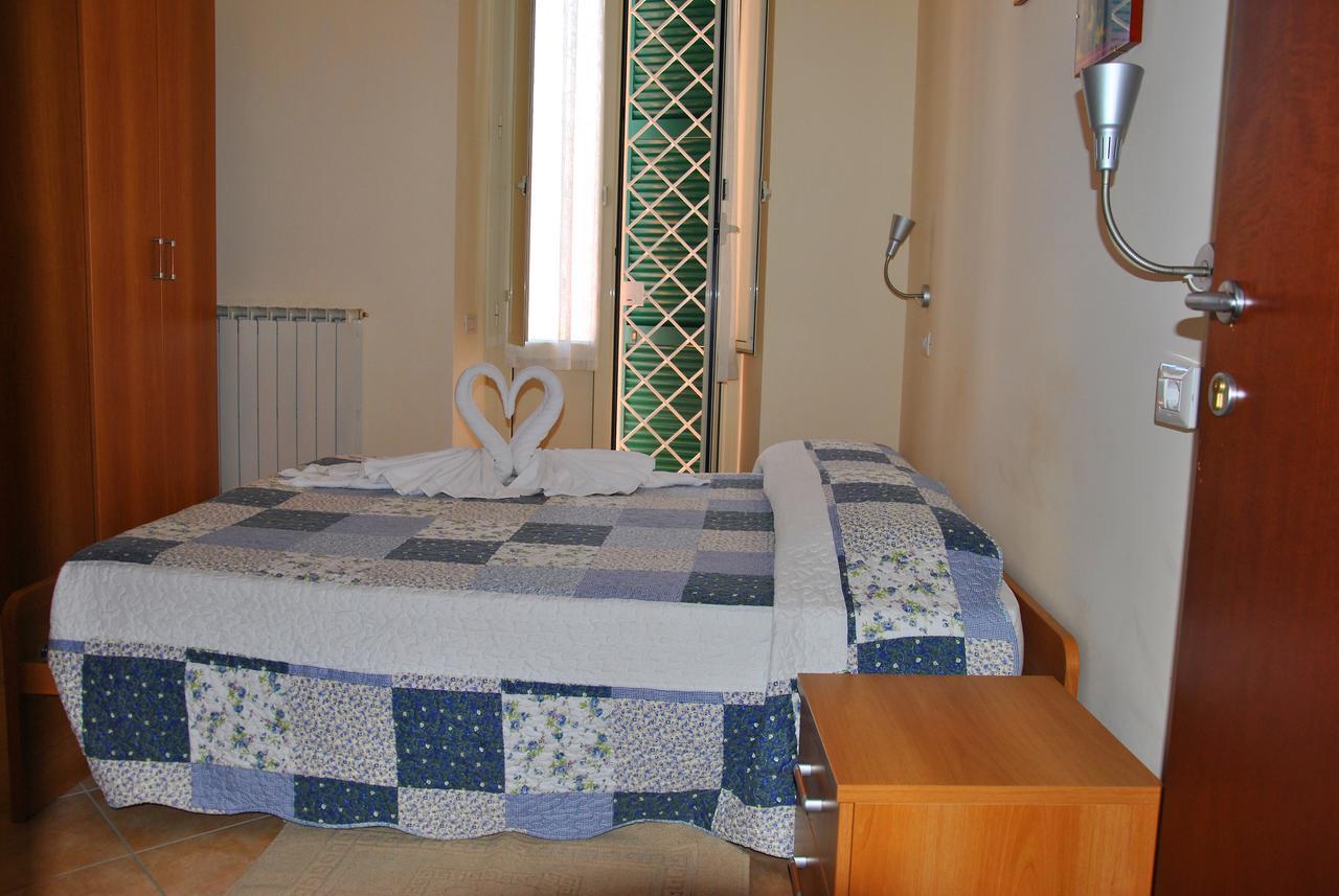 Casa Per Ferie Beato Rosaz Pensión 3*